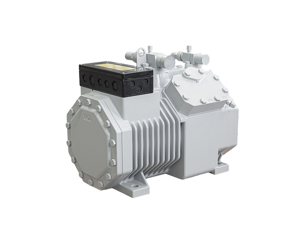 Maliit na four-cylinder compressor